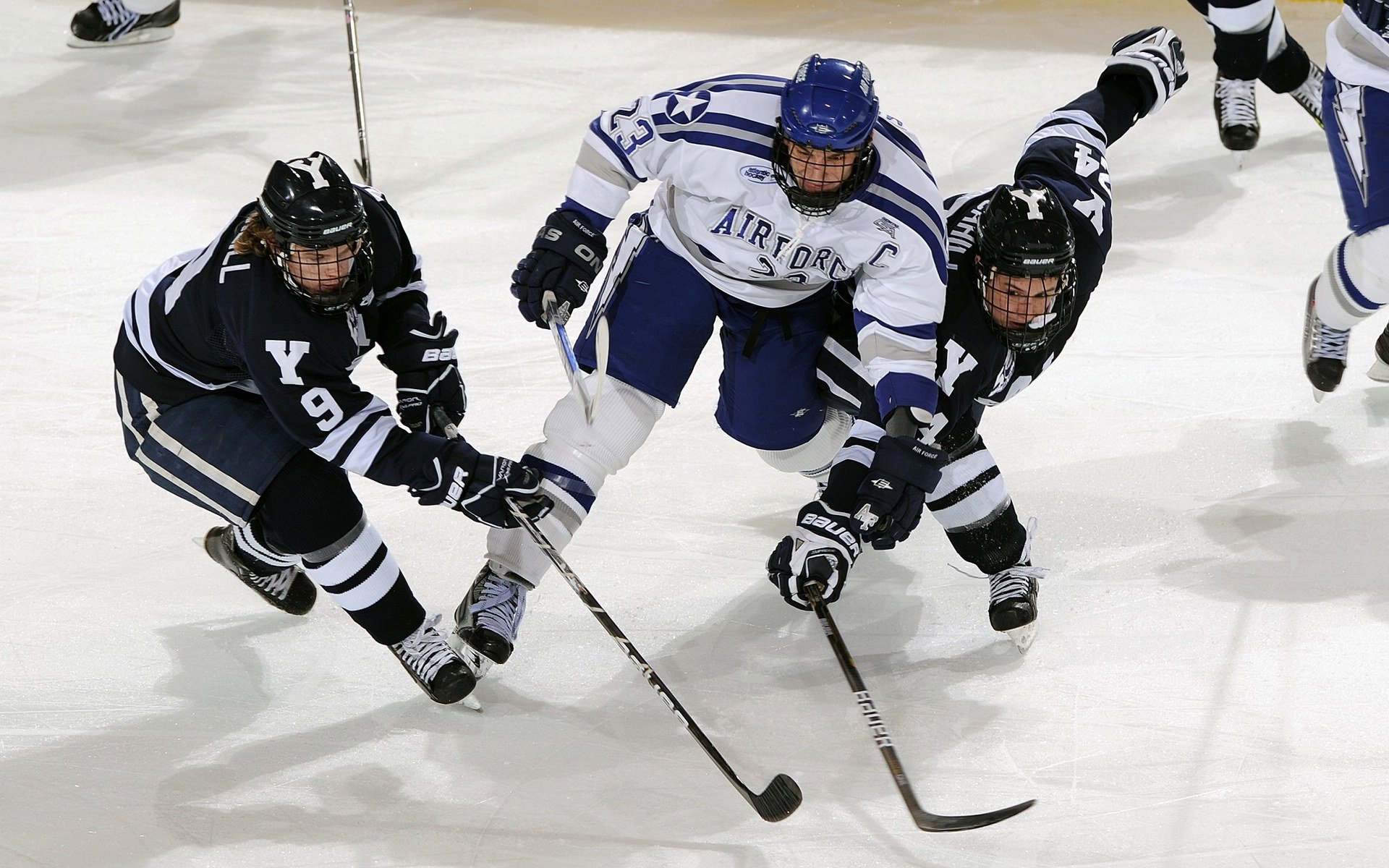 青少年足球青训教练员“工厂化”培养体系全面落地，足球青训教练培训
